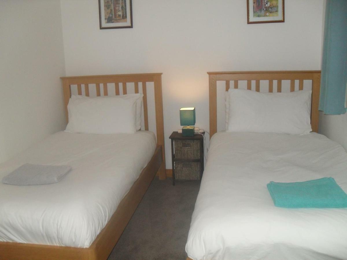 Edinburgh Beach View Apartment Экстерьер фото